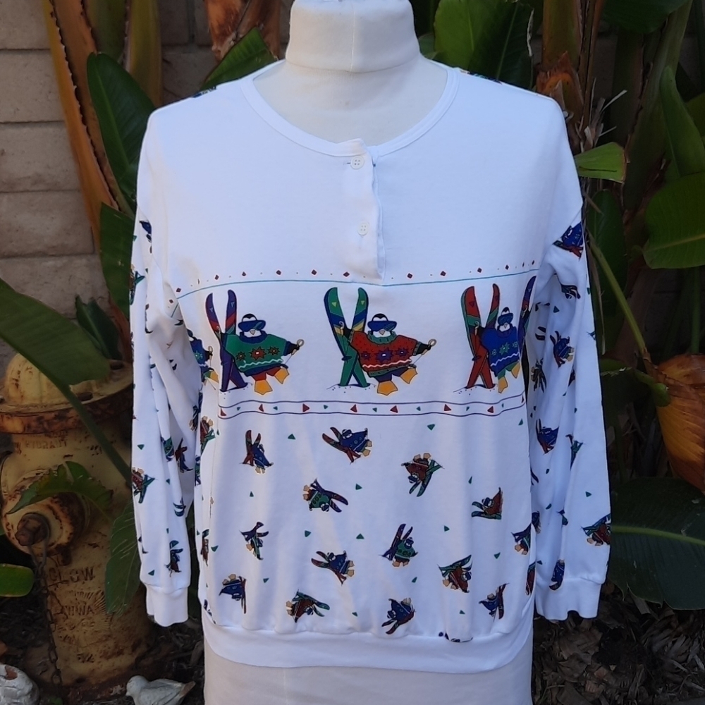 Vintage St Eve Skiing Penguins Henley Sweatshirt White Novelty Large L